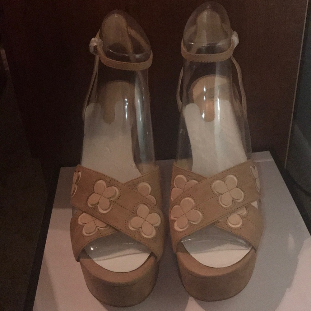 Nine West